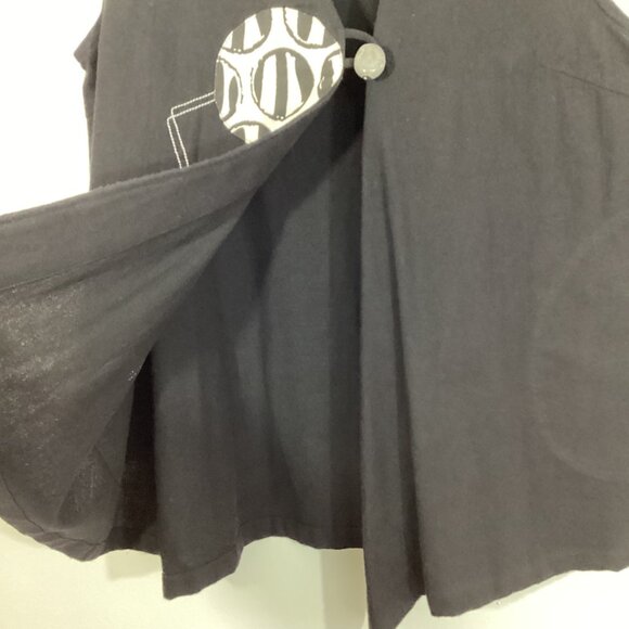 Cupcake International Abstract Artistic Oversized Tunic Vest Size Medium NWT - Picture 4 of 6